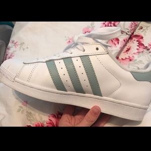 Adidas Superstar